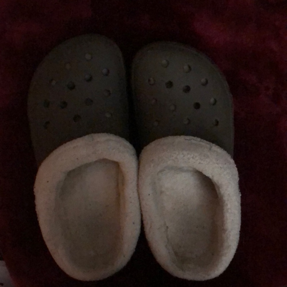 Crocs winter shoe